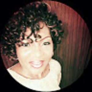 Meet your Posher, Loretta